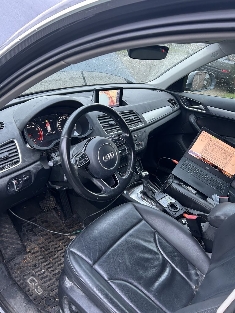 2018 Audi Q3 8U all keys lost case in Surrey — Vancouver Key Rescue mobile service
